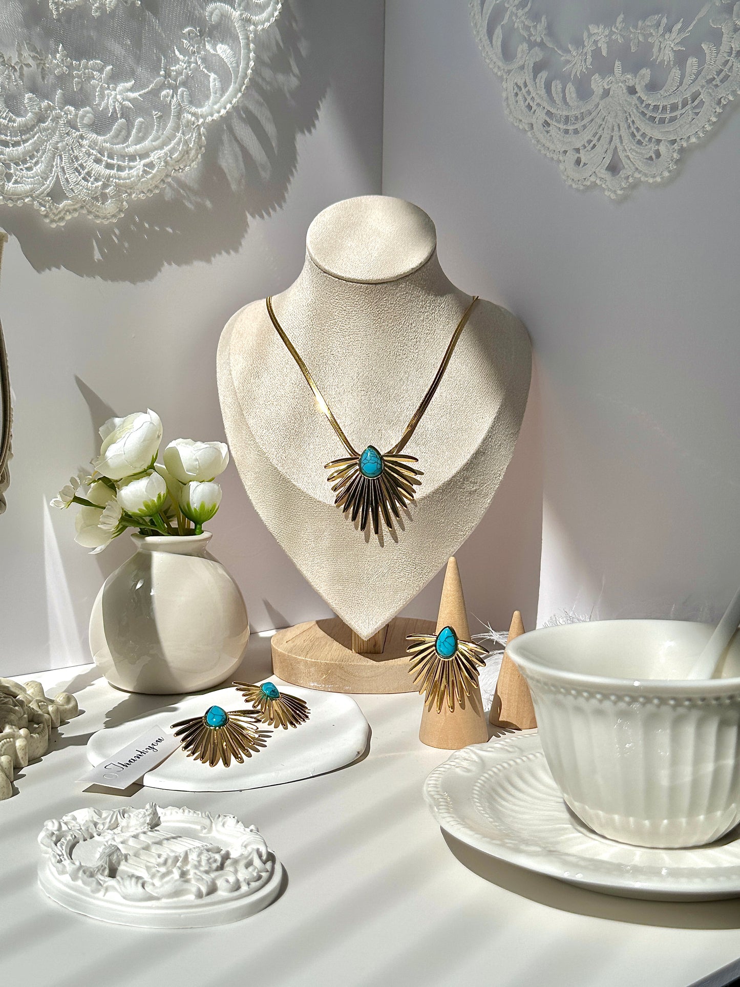 Explosive minimalist flower hollow pearl eye forest tie pure style necklace earrings ring titanium steel