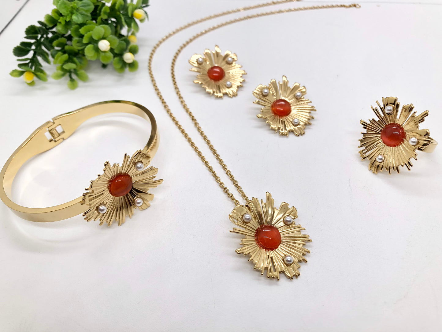Fashion 4-piece Jewelry Set 18k Gold Stainless Steel Inlaid Gemstone Wide Open Bracelet Necklace Earrings Ring Set