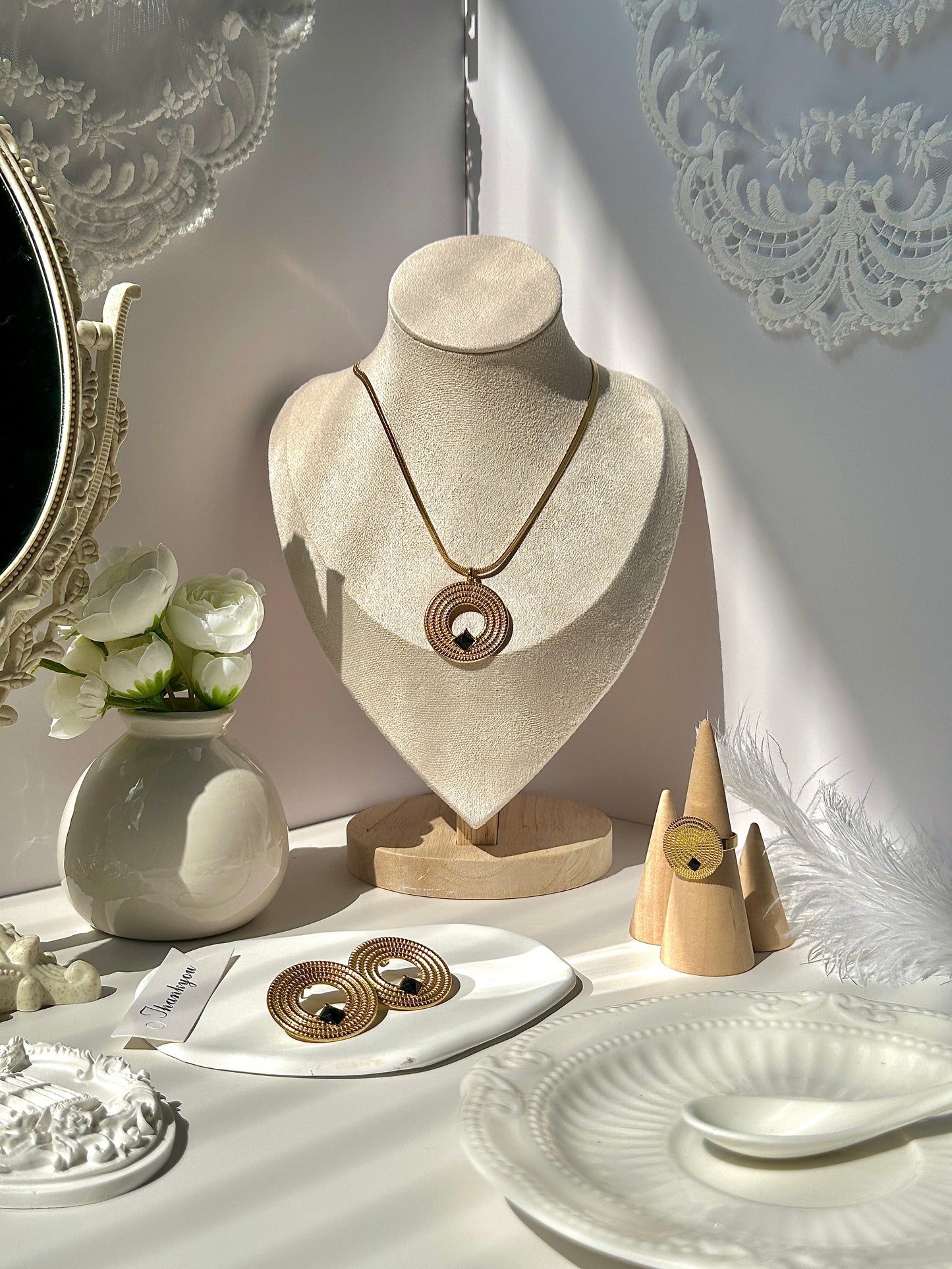 Explosive minimalist flower hollow pearl eye forest tie pure style necklace earrings ring titanium steel