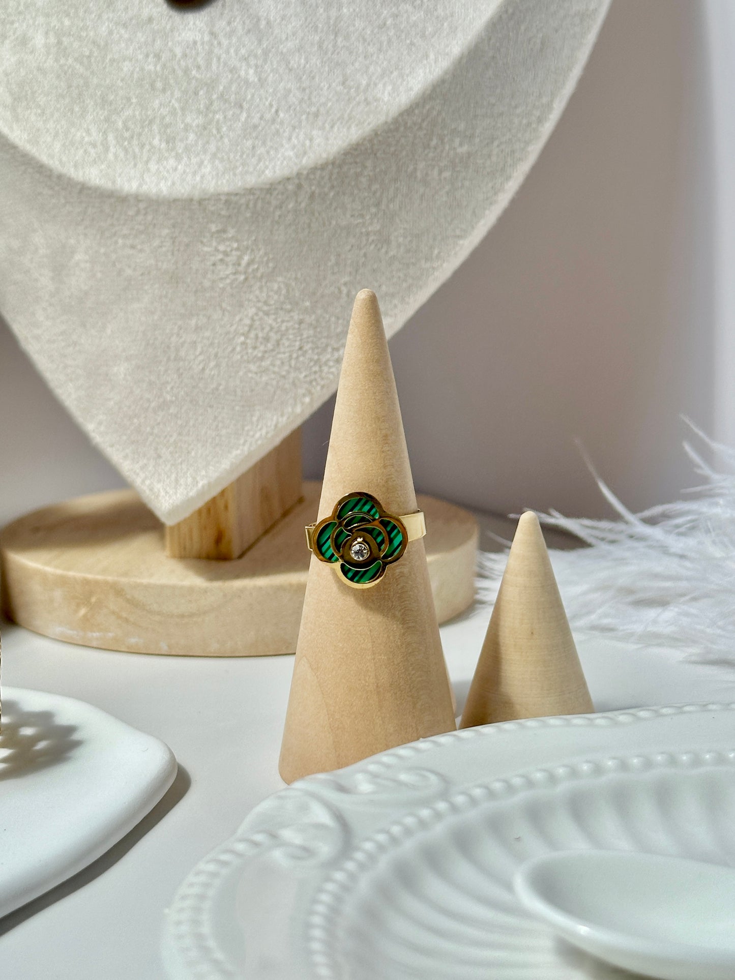 Explosive minimalist flower hollow pearl eye forest tie pure style necklace earrings ring titanium steel
