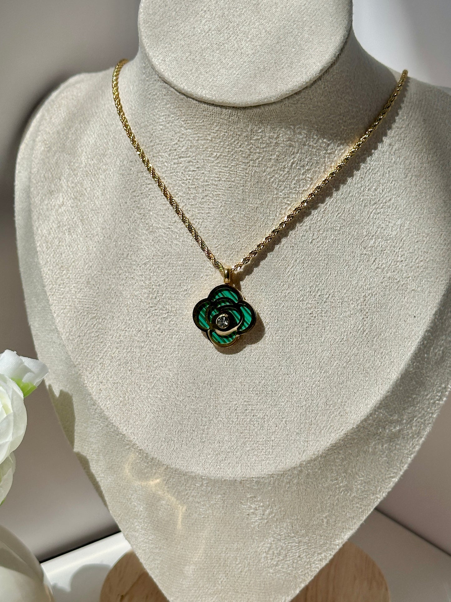 Explosive minimalist flower hollow pearl eye forest tie pure style necklace earrings ring titanium steel