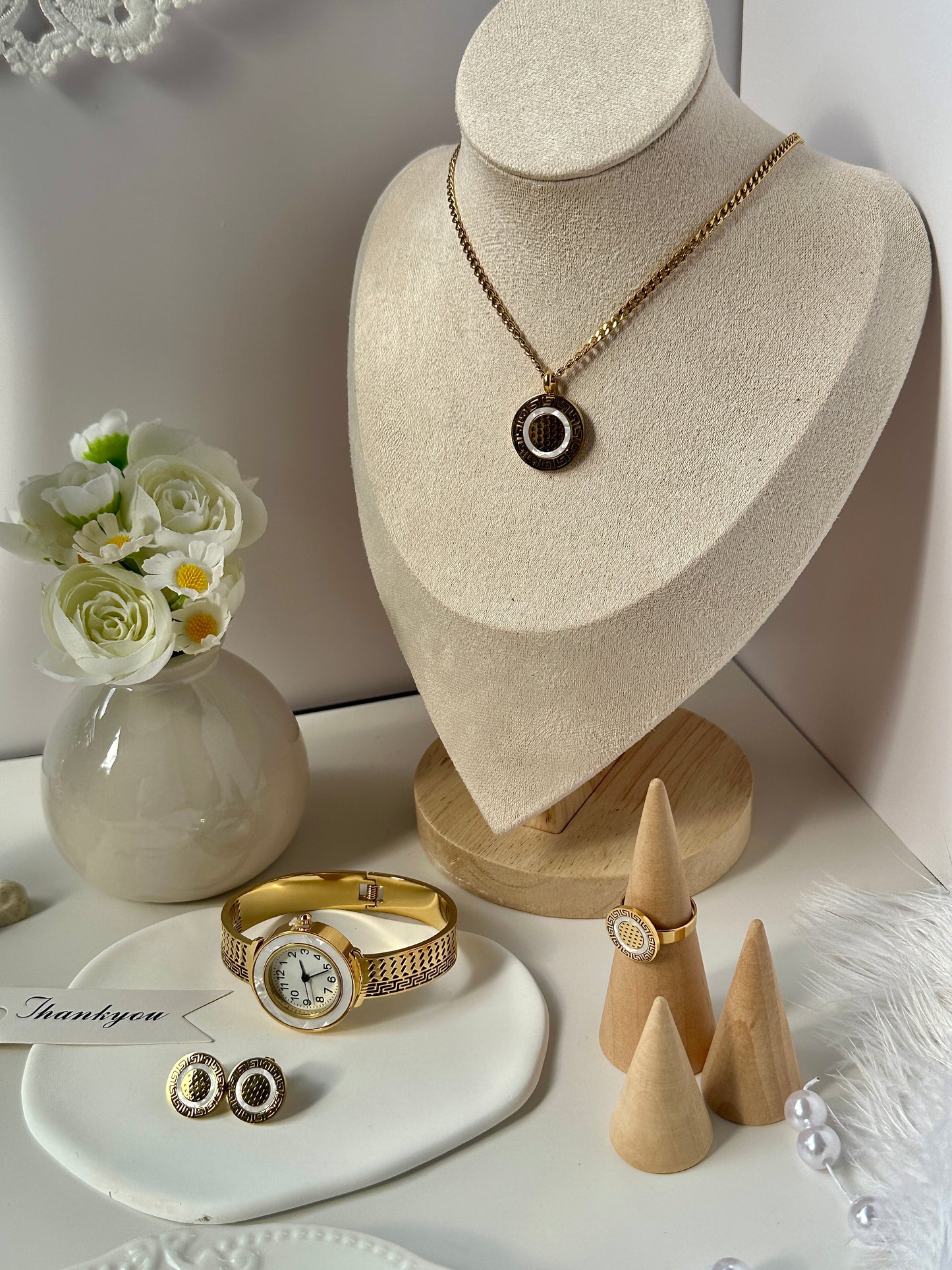 Explosive minimalist flower hollow pearl eye forest tie pure style necklace earrings ring titanium steel