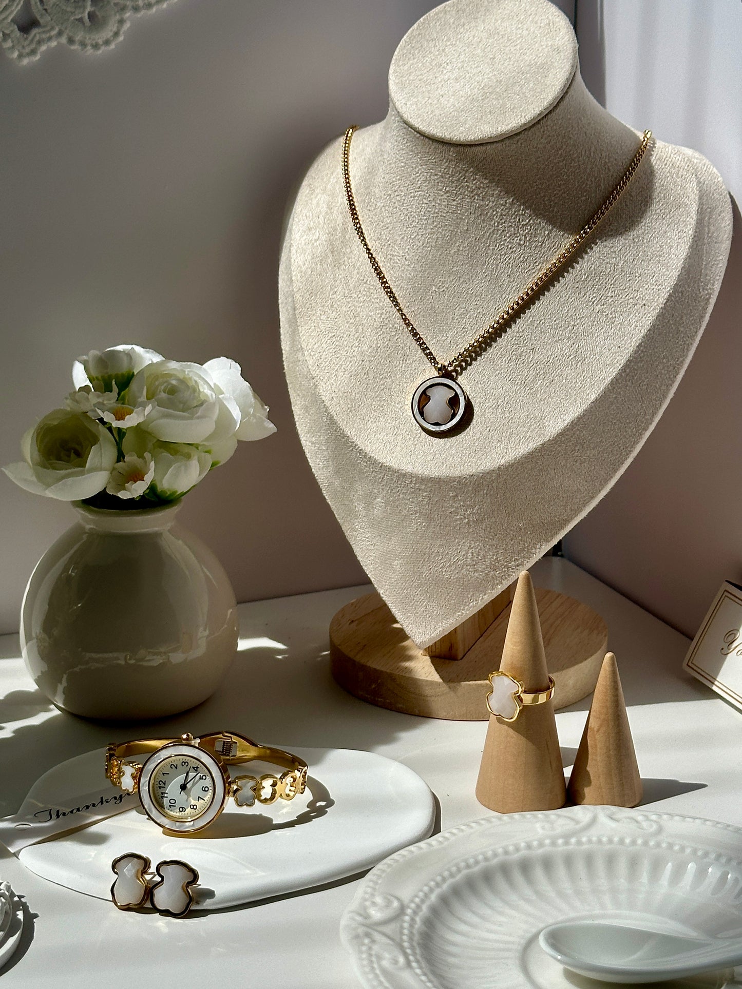 Fashion 4-piece Jewelry Set 18k Gold Stainless Steel Inlaid Gemstone Wide Open Bracelet Necklace Earrings Ring Set