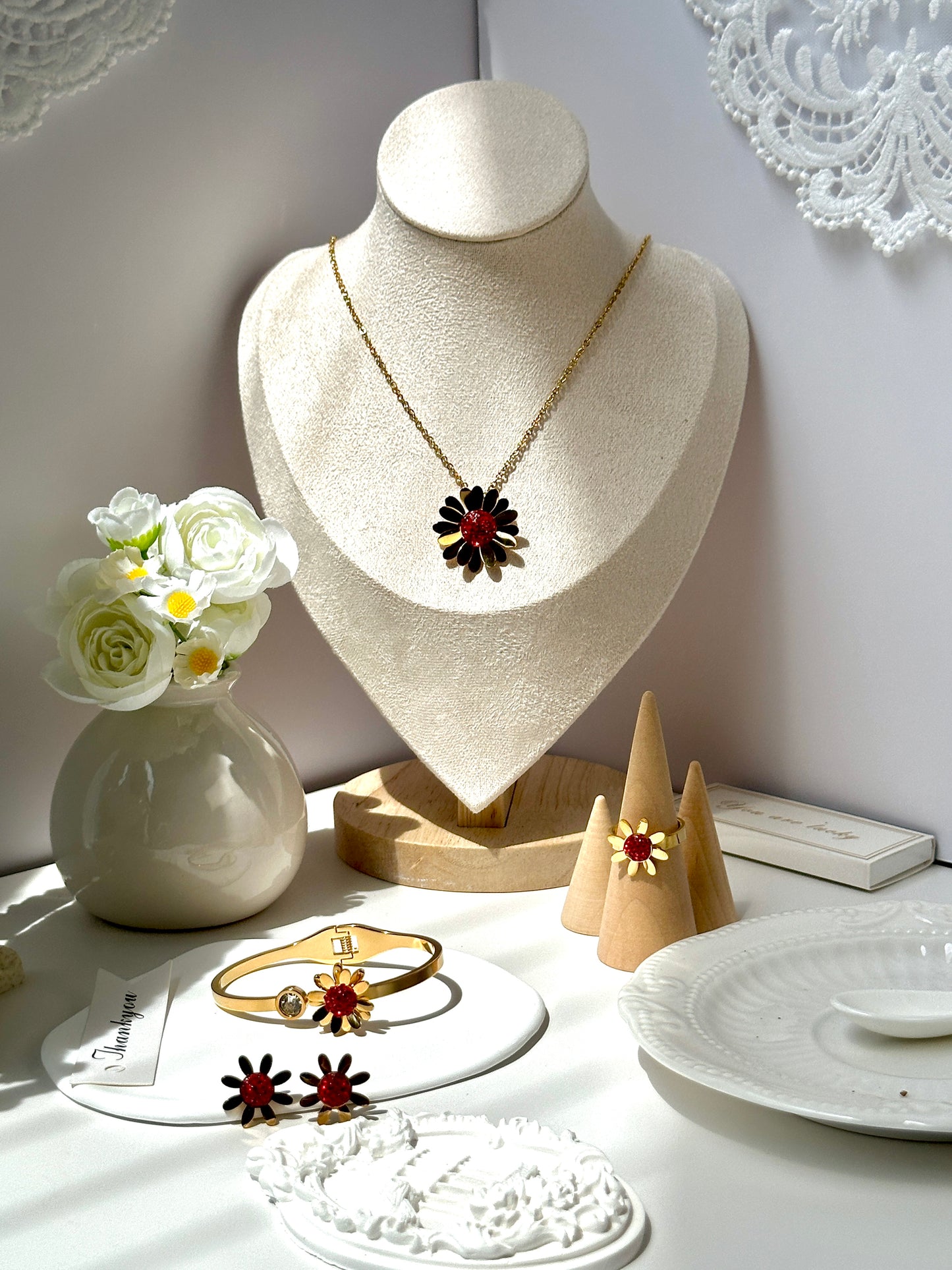 Fashion 4-piece Jewelry Set 18k Gold Stainless Steel Inlaid Gemstone Wide Open Bracelet Necklace Earrings Ring Set