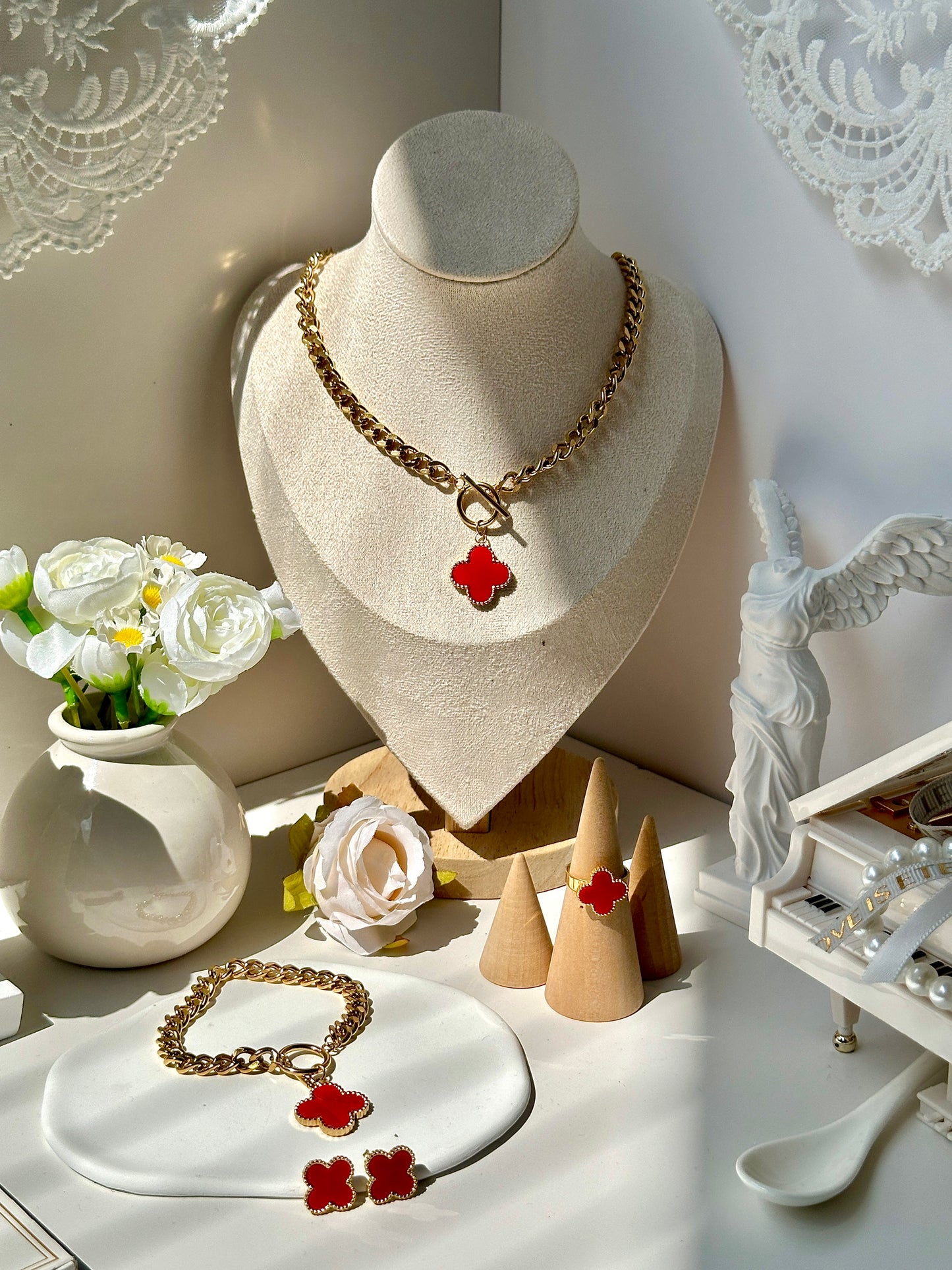 Fashion 4-piece Jewelry Set 18k Gold Stainless Steel Inlaid Gemstone Wide Open Bracelet Necklace Earrings Ring Set