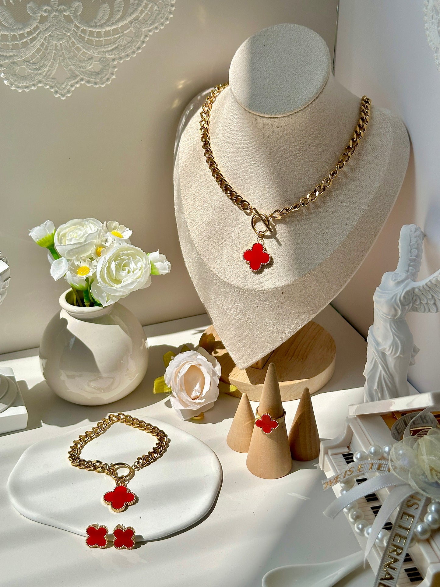 Fashion 4-piece Jewelry Set 18k Gold Stainless Steel Inlaid Gemstone Wide Open Bracelet Necklace Earrings Ring Set
