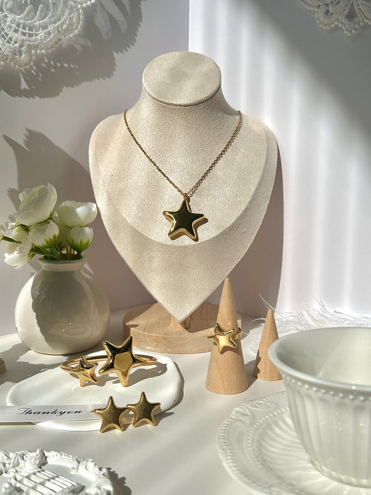 Gorgeous women's stainless steel necklace, earrings, bracelet, and ring set